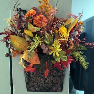 Hosley Fall Planter Metal Basket Wall Hanging Artificial Flower Decor